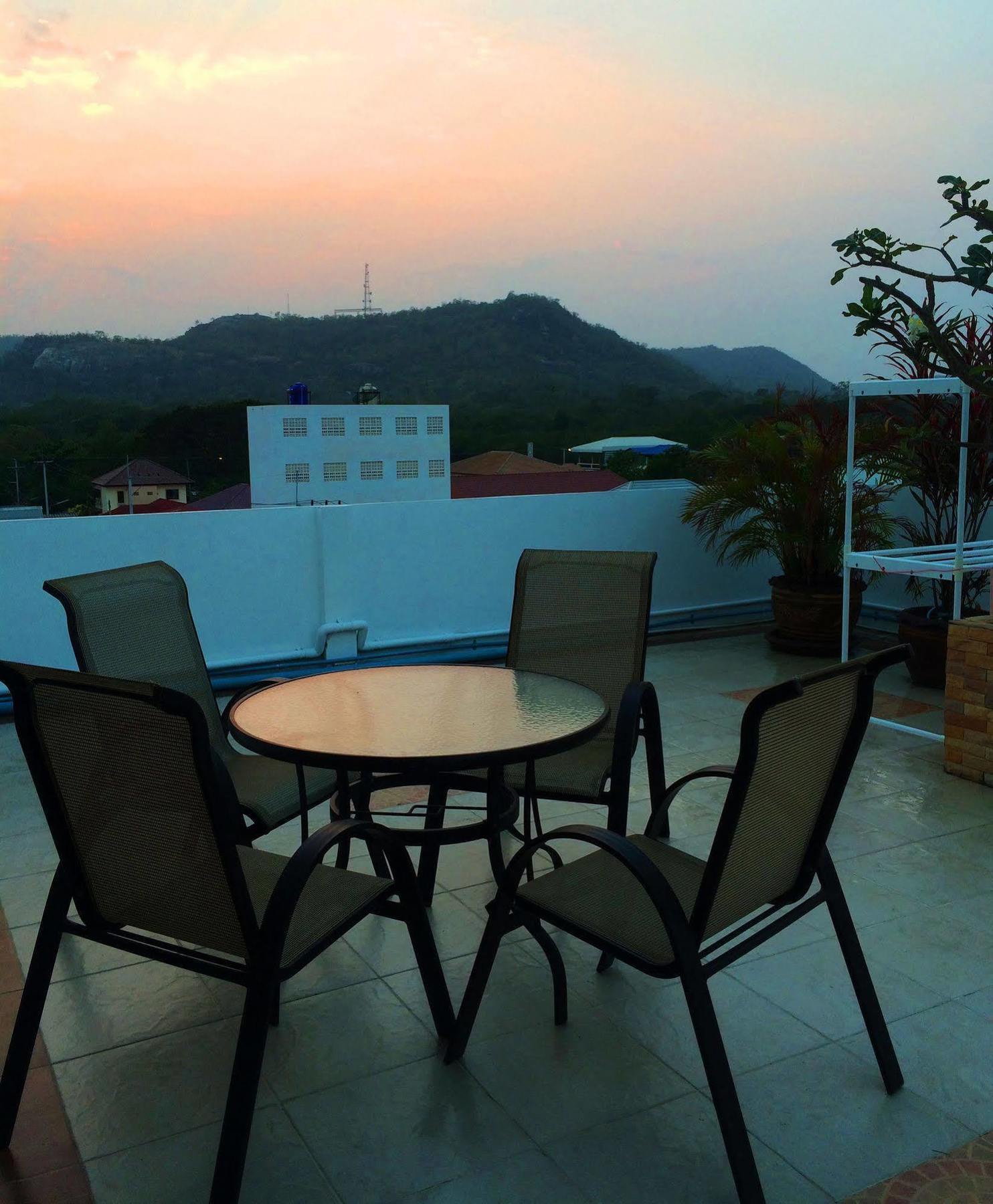 Hotel Baan Paan HHQ Exterior foto
